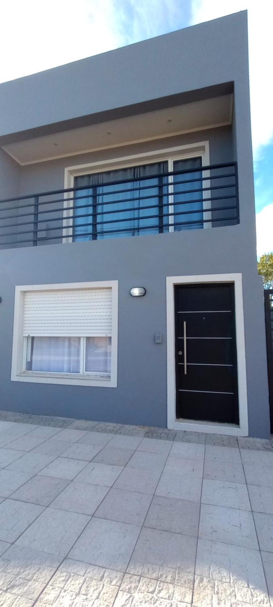 Apartment Hola 3 *